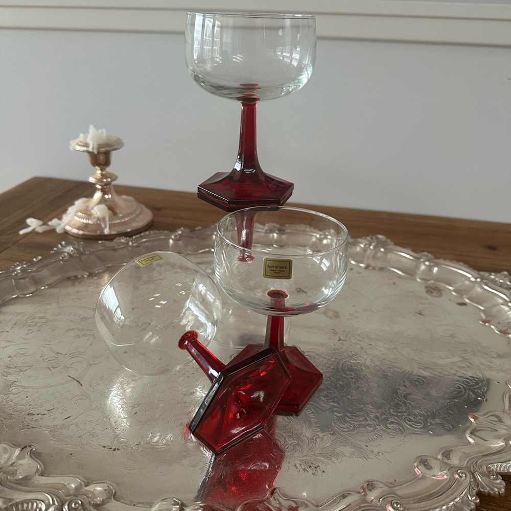 Vintage Luminarc Champagne Set